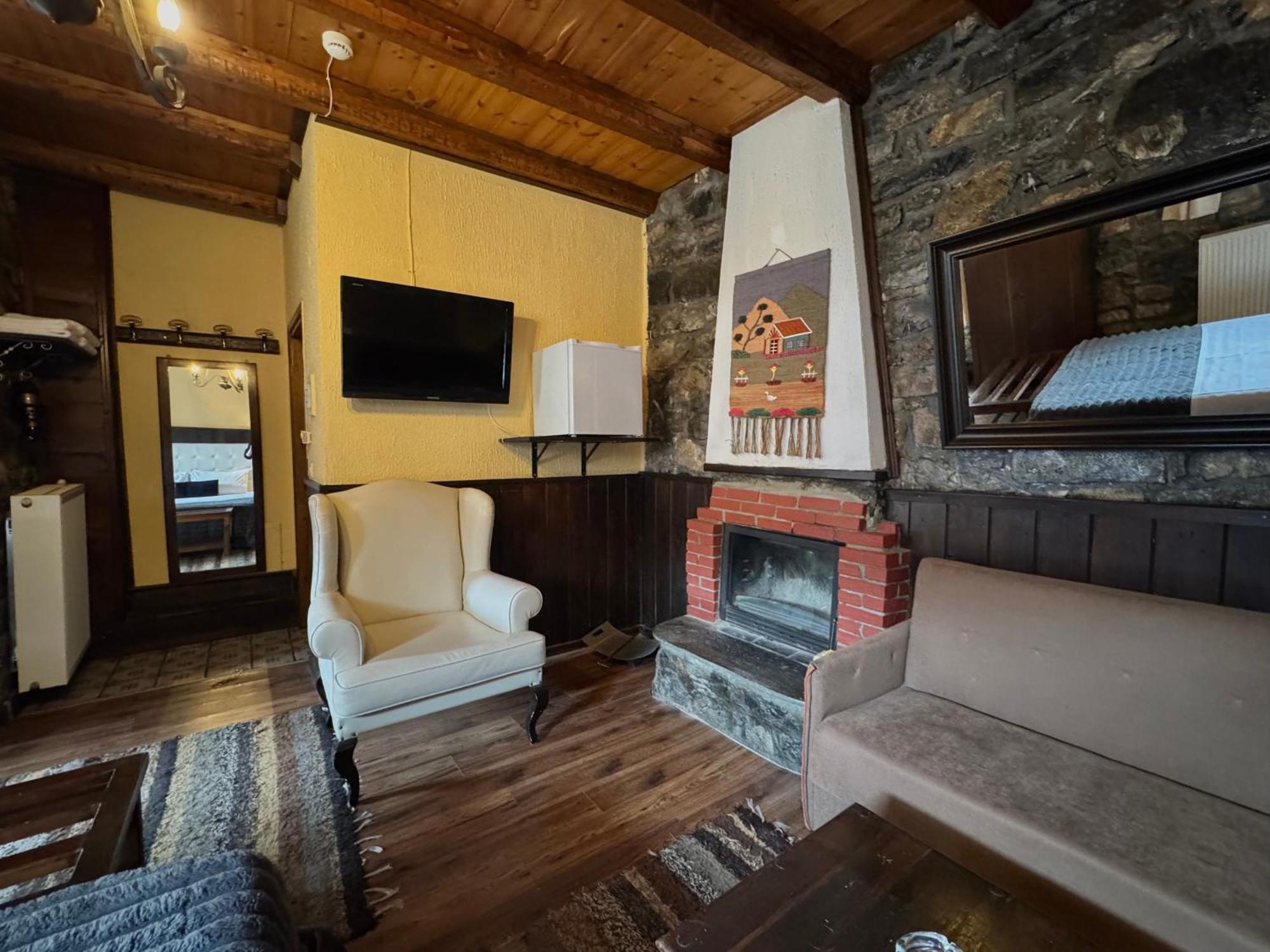 Chalet Asteras Tou Vorra Agios Athanasios  Bagian luar foto